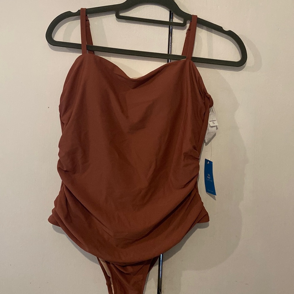 - CUPSHE one piece swimsuit 🩱